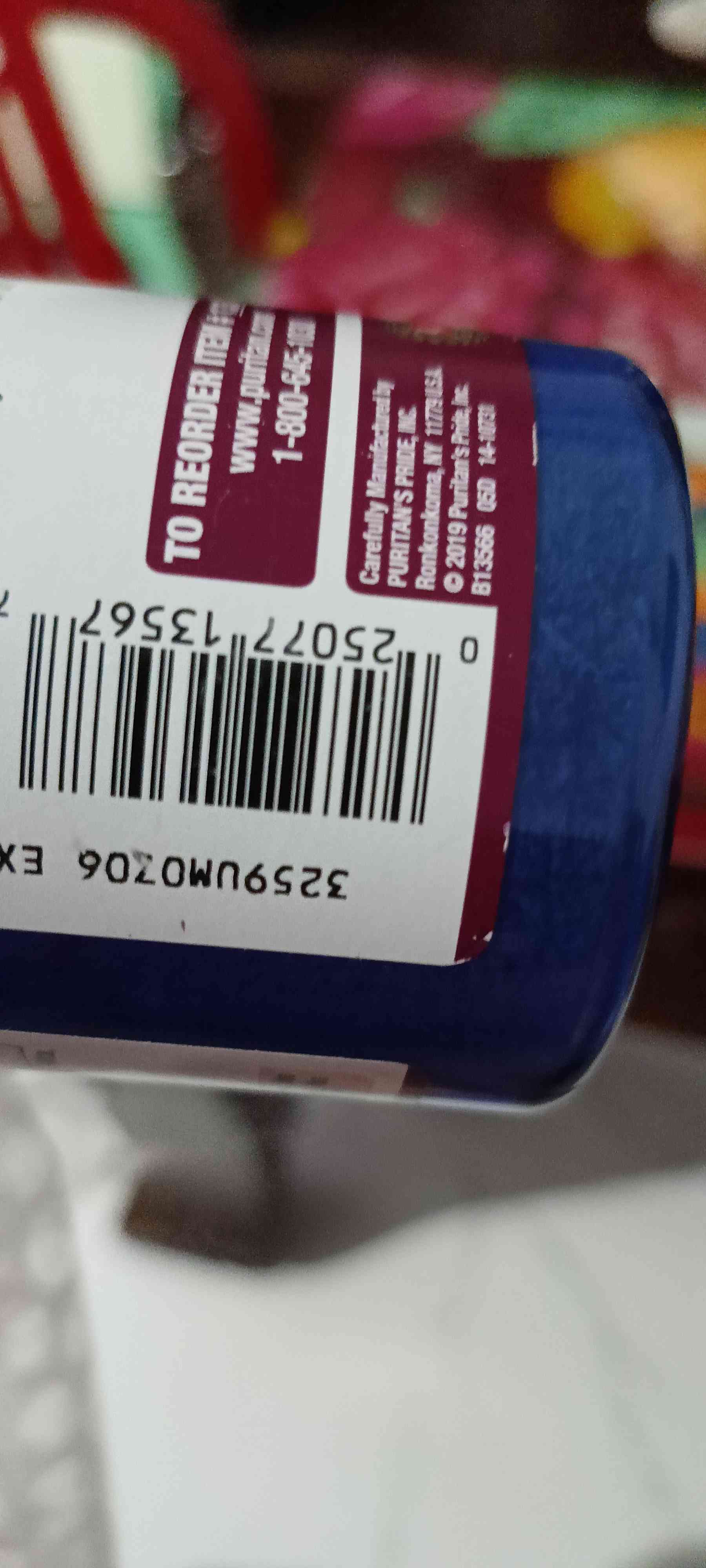 Viên uống tinh chất lựu sáng da Puritan’s Pride Pomegranate Extract 250mg - Hỗ trợ làm trắng da, chống lão hóa, and cải thiện sức khỏe da