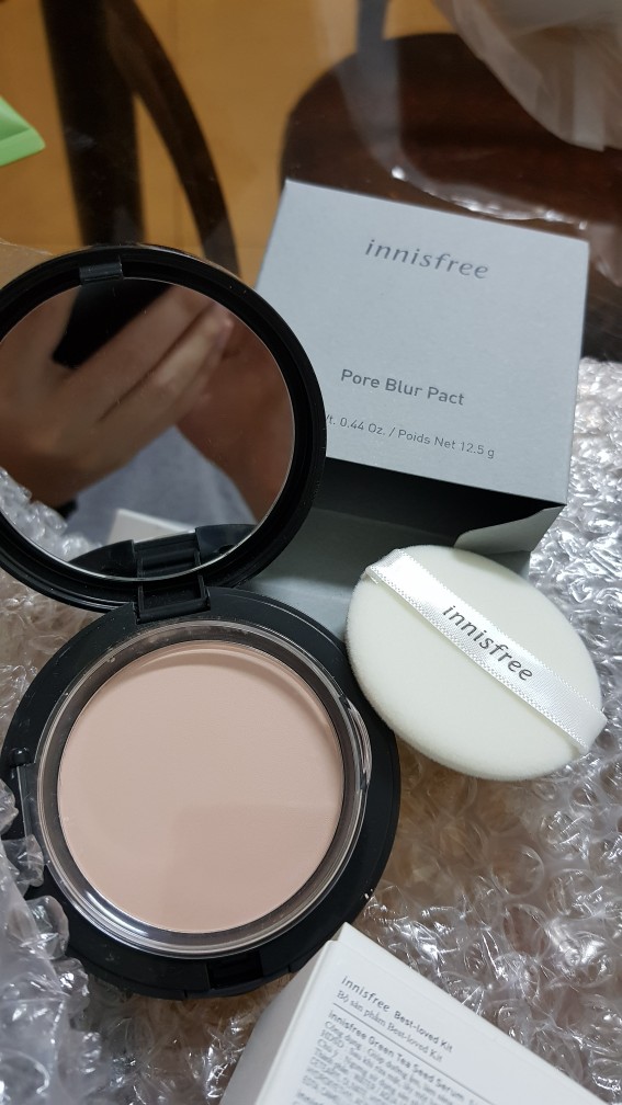Phấn Phủ Kiềm Dầu Innisfree Pore Blur Pact Dạng Nén - Giúp Da Mịn Màng, Khô Thoáng và Lâu Trôi, Phù Hợp Cho Da Dầu và Hỗn Hợp