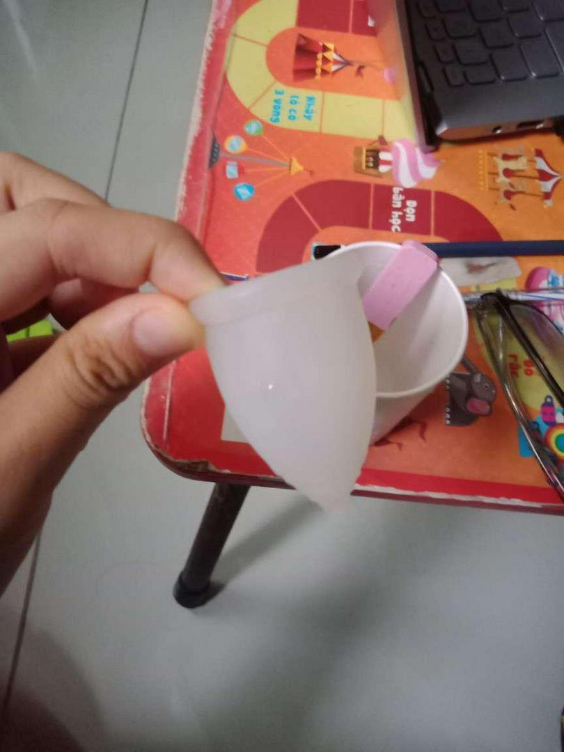 Bột Vệ Sinh Tiệt Trùng Cốc Nguyệt San Lincare - Giúp Khử Mùi, Làm Sáng, Tăng Tuổi Thọ Cốc Nguyệt San, Hộp 12 Gói Tiện Dụng