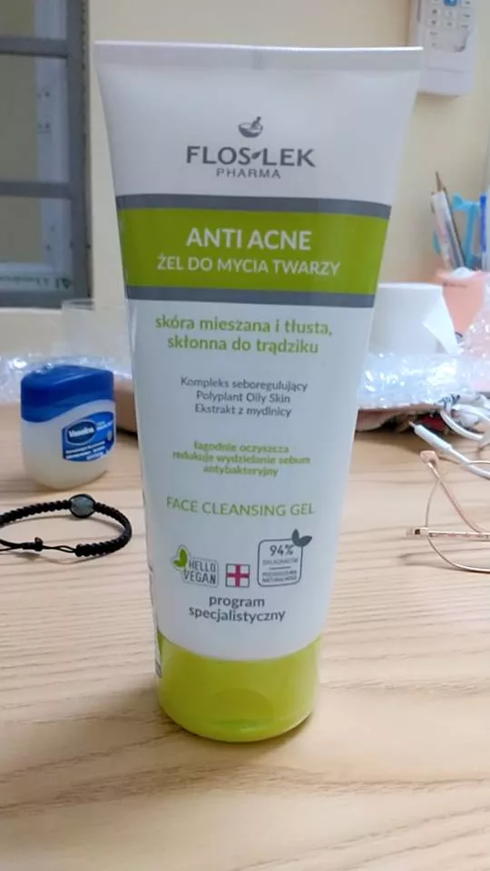 Sữa Rửa Mặt Floslek Anti Acne cho Da Dầu Mụn - Gel Làm Sạch Sâu Ngăn Ngừa Mụn, Kháng Viêm, Dưỡng Ẩm 200ml