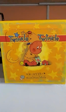 Bộ Sưu Tập Đồ Chơi Pop Mart We are Twinkle Twinkle - 9 Hộp Blind Box Nhân Vật Độc Đáo Từ Chất Liệu Nhựa Cao Cấp