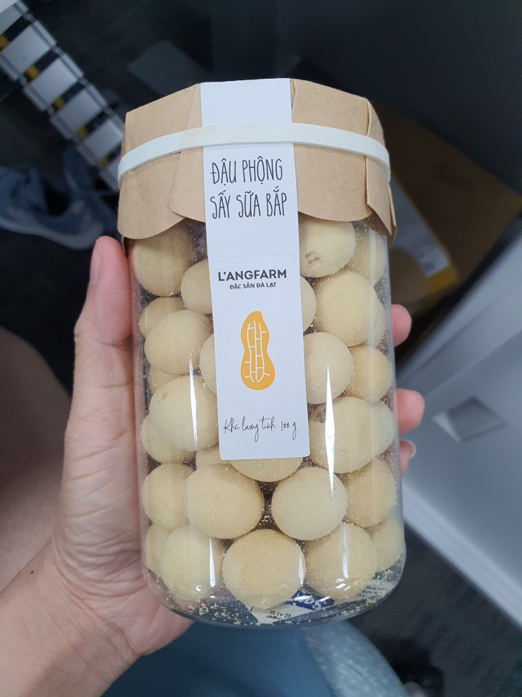 Combo 3 Hộp Đậu Phộng Sấy Sữa Bắp L'angfarm 100g - Hạt Dinh Dưỡng Giòn Ngon, Lợi Cho Sức Khỏe, Gói Sang Trọng, Quà Tặng Tuyệt Vời