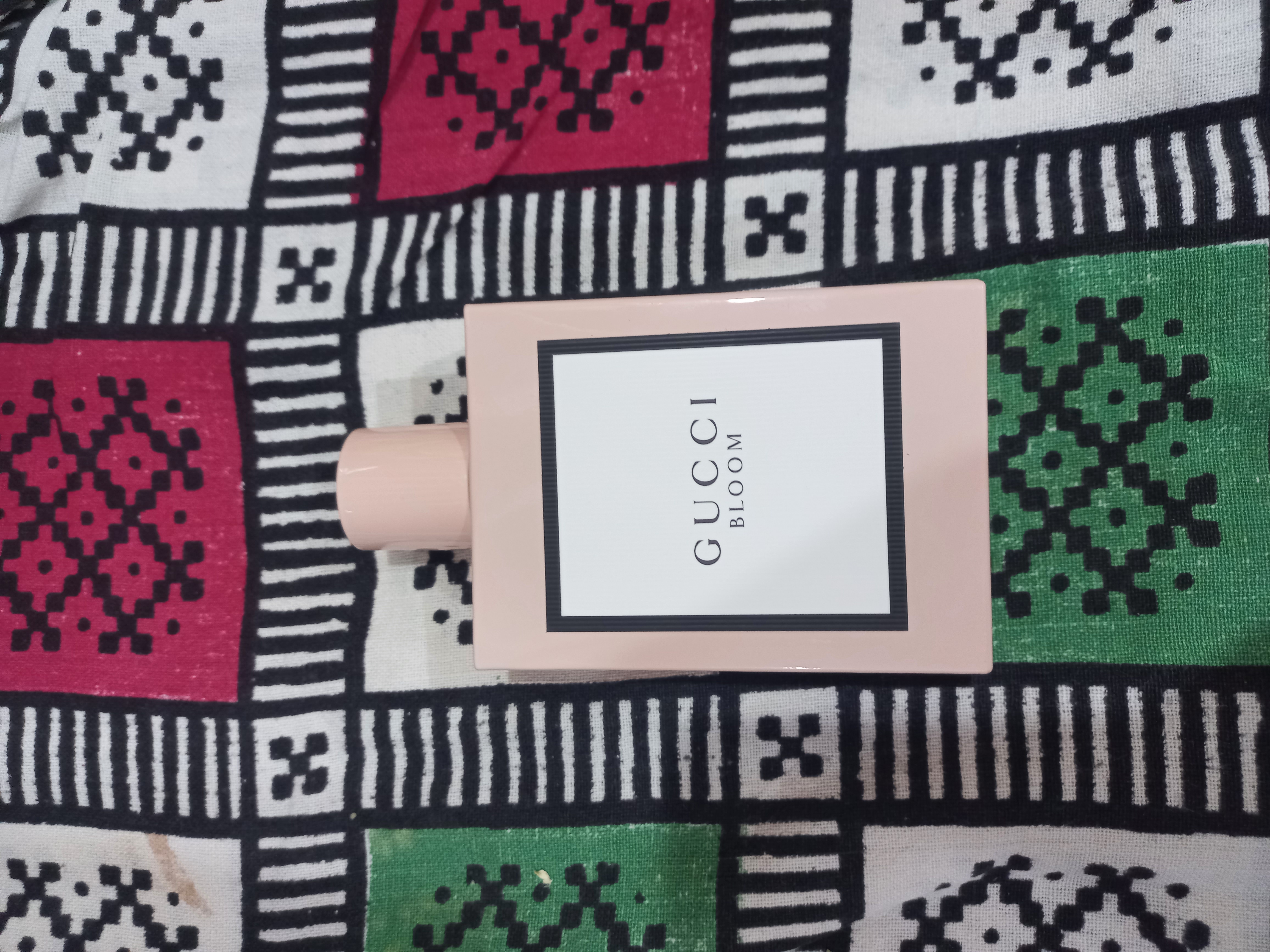 Nước hoa nữ Gucci Bloom - Hương hoa nhẹ nhàng, thanh lịch, phù hợp cho phái đẹp - Sản phẩm chiết và full size