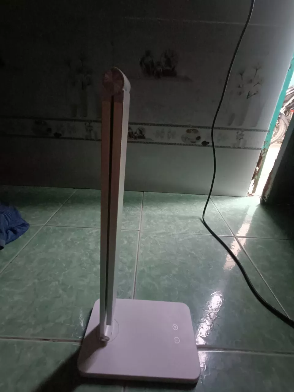 Đèn Bàn Học Chống Cận MITARY - Đèn LED Tích Điện Cảm Ứng, Điều Chỉnh Sáng Màu, Gấp Gọn Mang Đi, Tiện Lợi Cho Học Tập