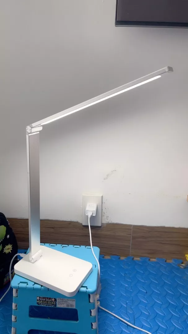 Đèn Bàn Học Chống Cận MITARY - Đèn LED Tích Điện Cảm Ứng, Điều Chỉnh Sáng Màu, Gấp Gọn Mang Đi, Tiện Lợi Cho Học Tập