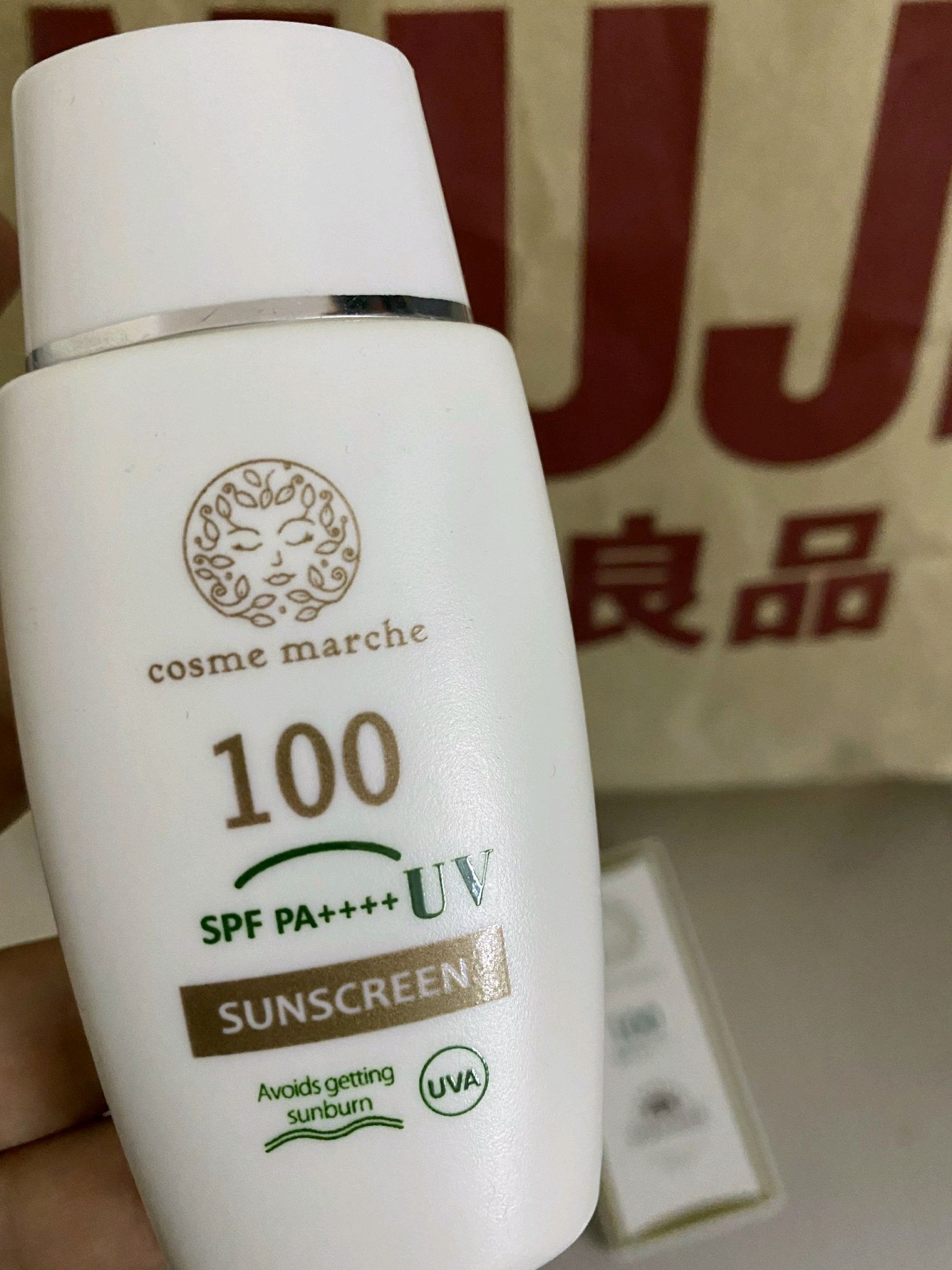 Kem Chống Nắng Cosme Marche Sunscreen UV 100 SPF 100 PA++++ - Ngăn Tia UV, Dưỡng Ẩm, Không Bết Dính, Lớp Bảo Vệ Da Tối Ưu 50ml