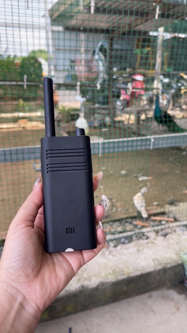 Bộ đàm Xiaomi Lite Walkie Talkie - Thiết bị liên lạc 16 kênh tần số, kết nối xa 5km, pin lâu 5 ngày, chất lượng âm thanh ổn định