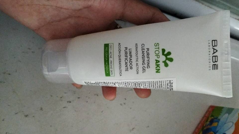 Sữa Rửa Mặt BABE Stop AKN Gel 200ml - Lọc Sạch, Kiềm Dầu Cho Da Dầu Mụn - Hỗ Trợ Ngăn Mụn Tái Phát, Làm Sáng Da