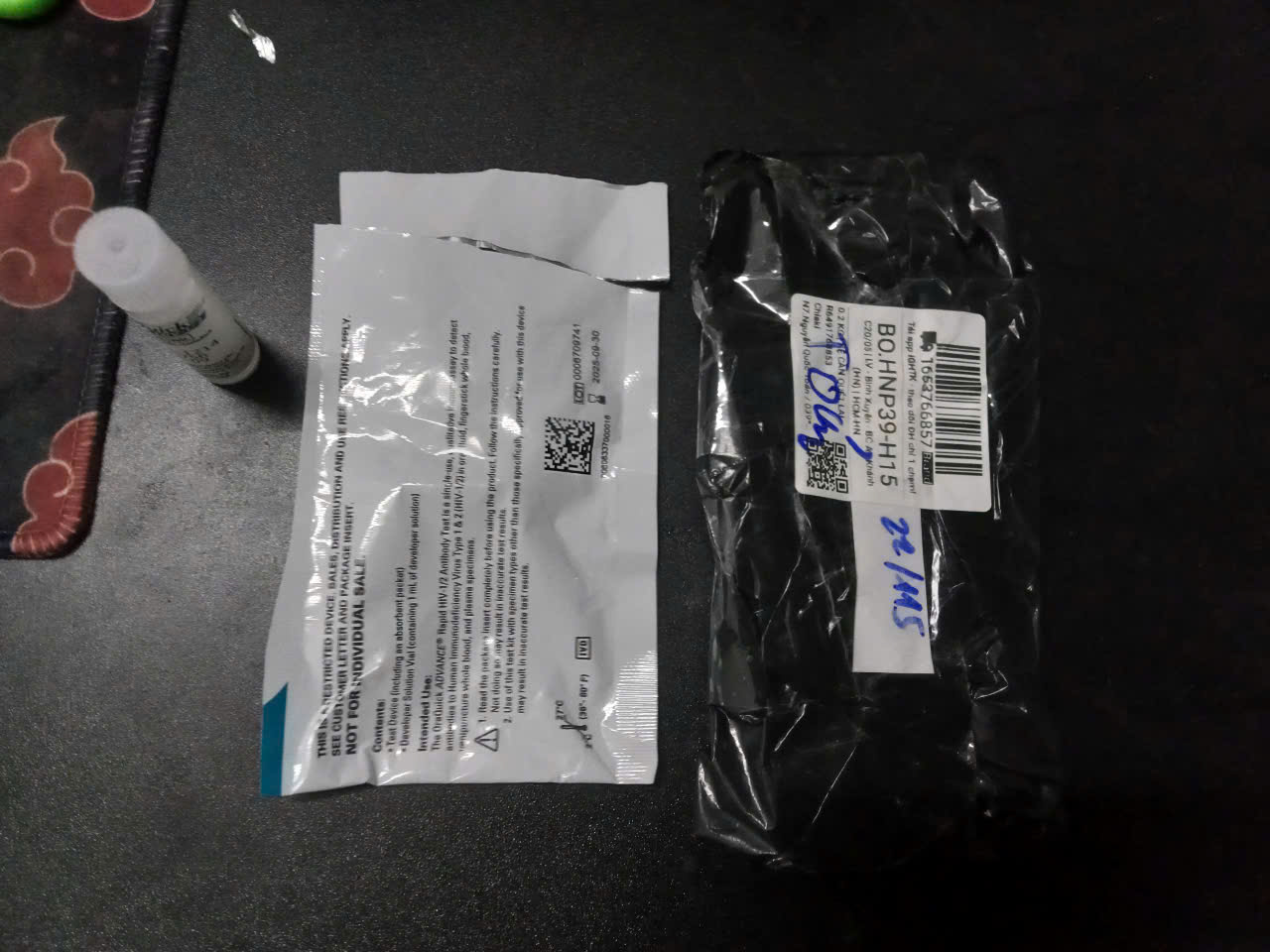 Bộ test xét nghiệm HIV bằng dịch miệng - OraQuick HIV không cần lấy máu