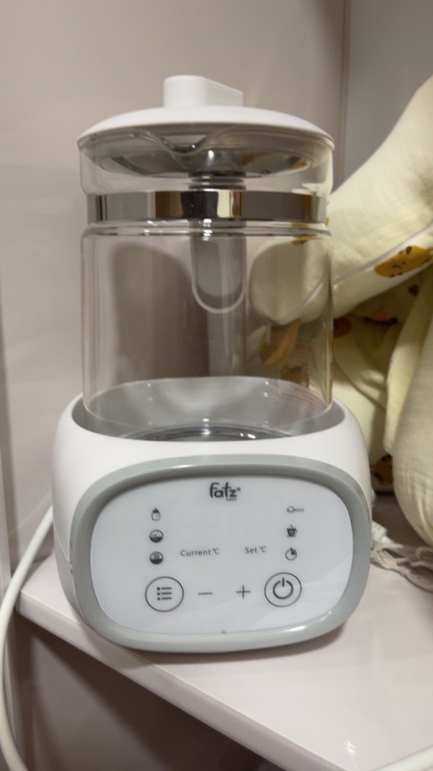 Máy Đun Nước Pha Sữa Điện Tử QUICK 9 Fatzbaby FB3526TN - Chức Năng Giữ Ấm, Siêu Tốc, Dung Tích 1.2L, Thích Hợp Cho Gia Đình