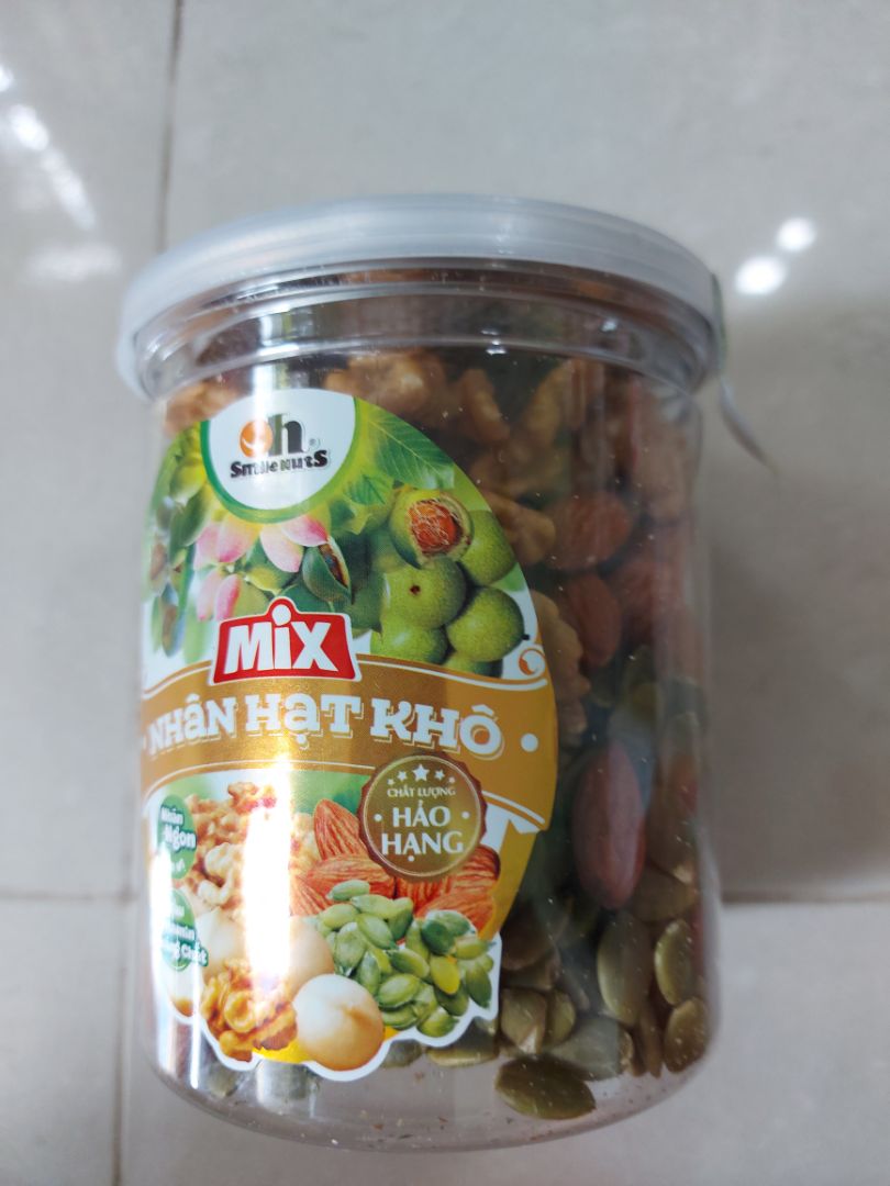 Hạt dinh dưỡng Mix nhân hạt khô Smile Nuts - Tách vỏ, giàu dinh dưỡng từ hạt bí xanh, óc chó và hạnh nhân, 255g/500g