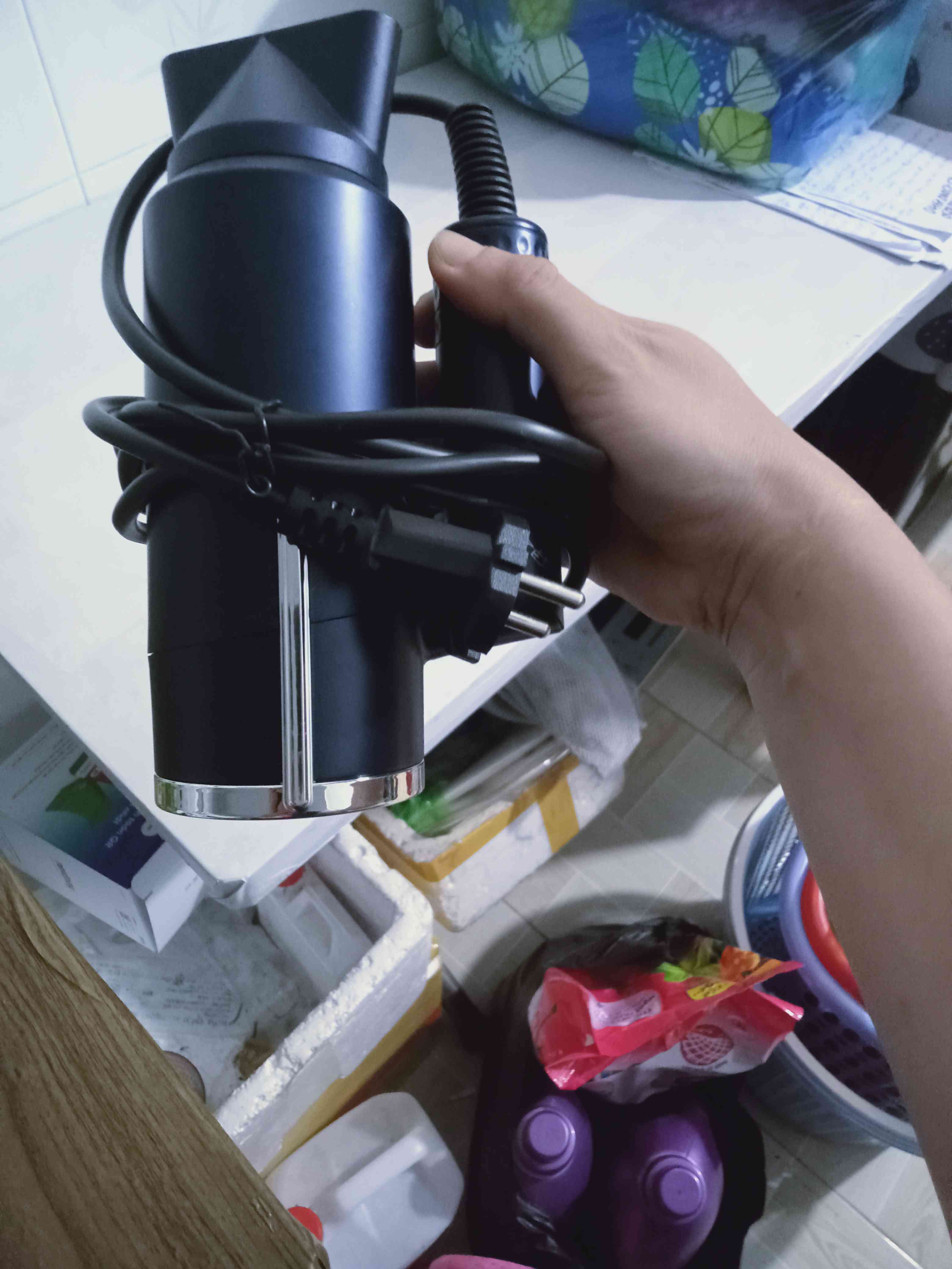 Máy sấy tóc Elmich HDE 1823 - 3 chế độ, công suất 1500-1800W, thiết kế gập gọn, sấy nhanh và hiệu quả cho gia đình
