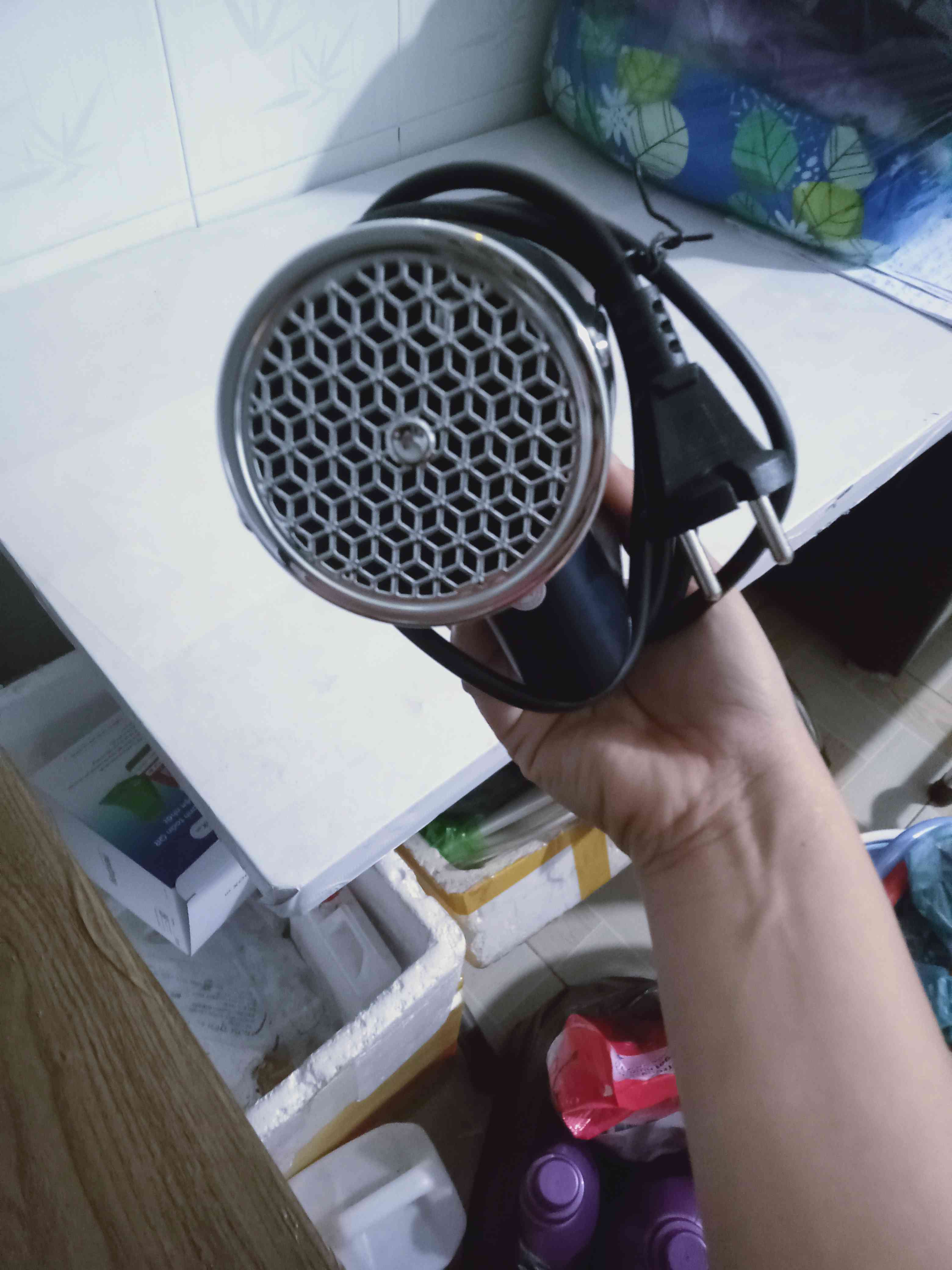 Máy sấy tóc Elmich HDE 1823 - 3 chế độ, công suất 1500-1800W, thiết kế gập gọn, sấy nhanh và hiệu quả cho gia đình