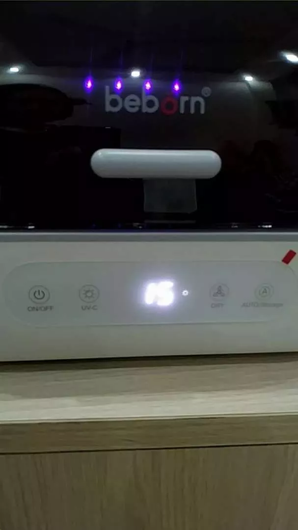 Máy Tiệt Trùng Bình Sữa UVC Beborn SB02 20L - Tiệt Trùng, Sấy Khô, Bảo Quản An Toàn Cho Bé