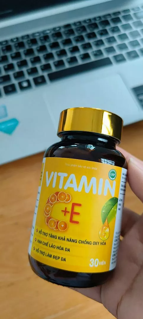Viên uống Vitamin C+E Goldcare - Bổ sung vitamin cao, hỗ trợ chống oxy hóa, làm đẹp da và cân bằng nội tiết tố cho phụ nữ 30 viên