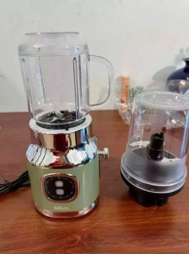 Máy Xay Sinh Tố Đa Năng Seka HR2223 500W - 3 Cối, Dao Xay Thép Không Gỉ, Hoạt Động Êm Ái, Xay Mịn Từ Rau Củ Đến Thịt