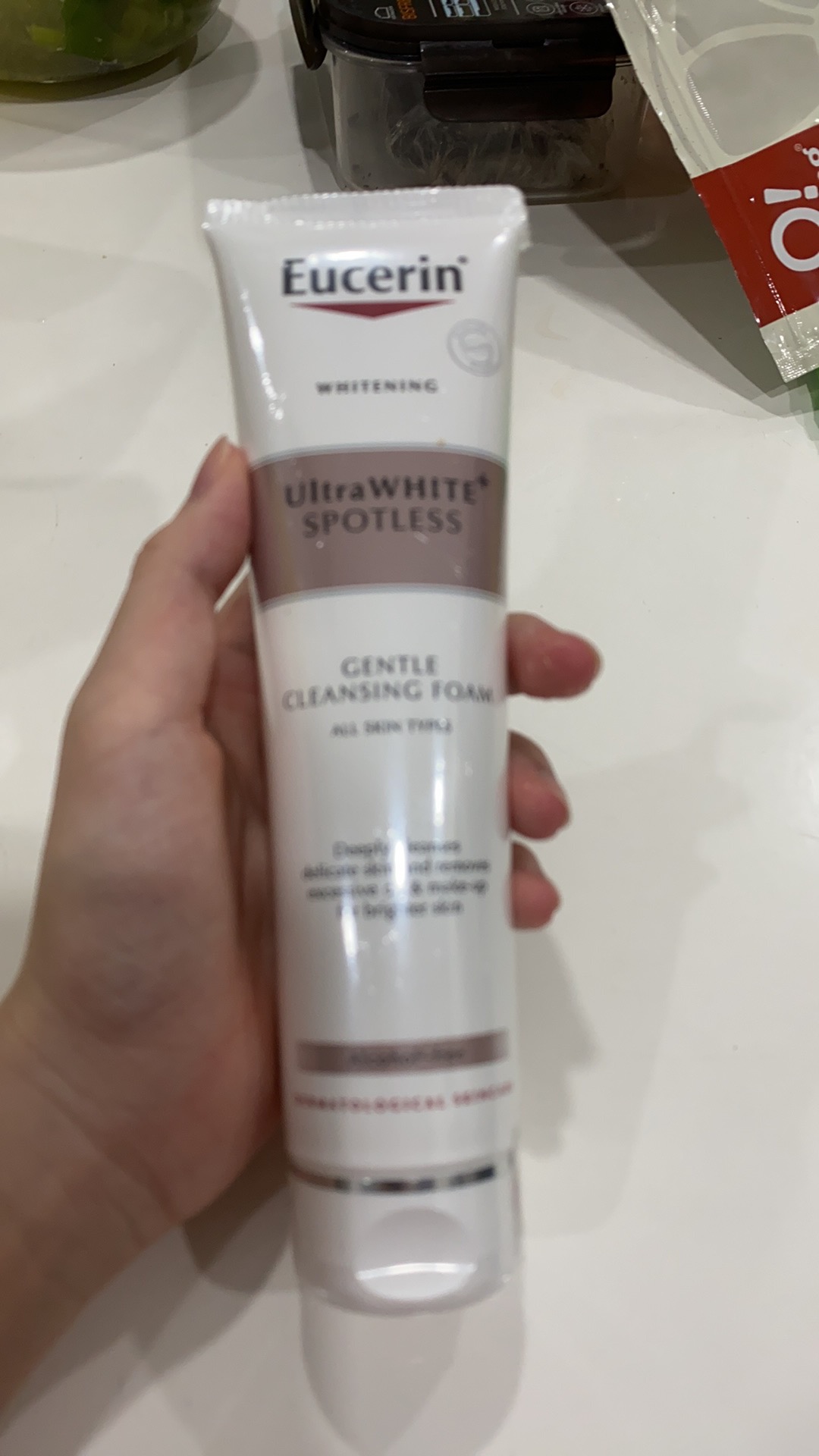Sữa Rửa Mặt Eucerin White Therapy 150ml - Giúp Trắng Da, Mờ Thâm, An Toàn Cho Da Nhạy Cảm, Chăm Sóc Da Hiệu Quả