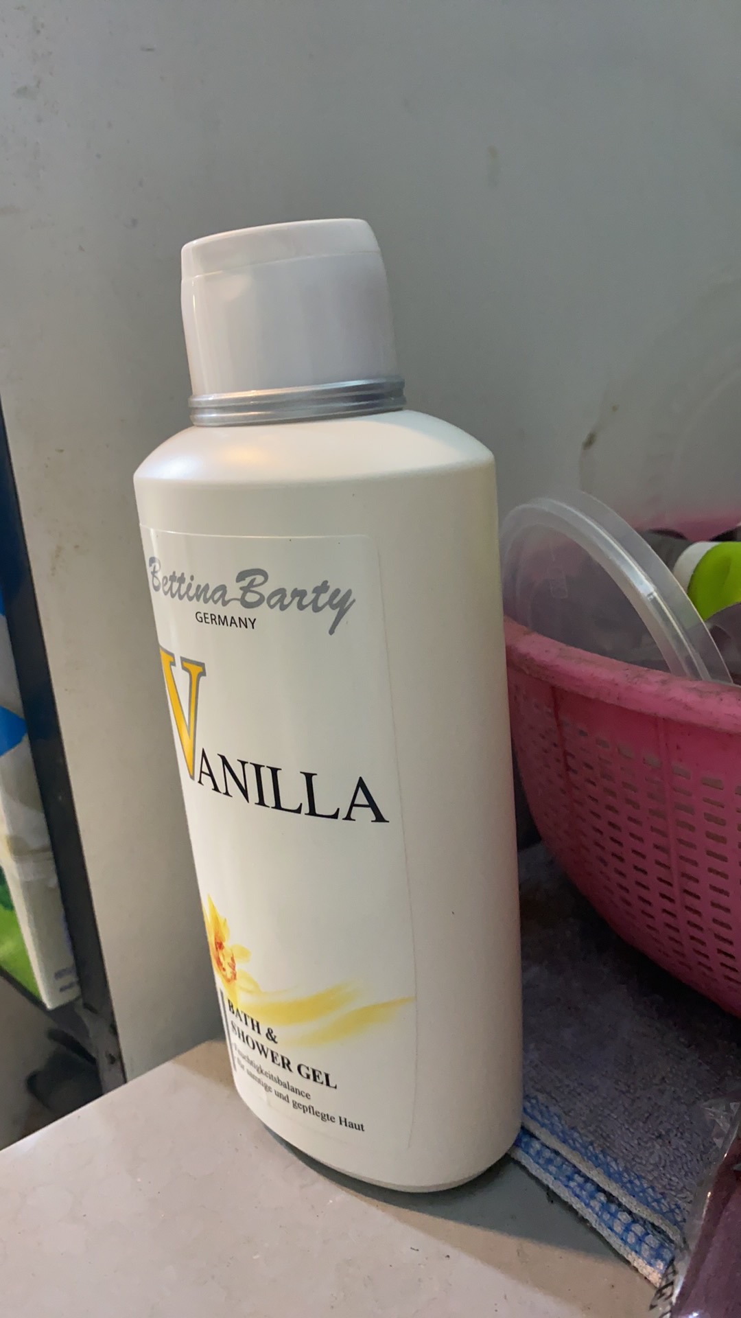 Sữa Tắm Bettina Barty Vanilla 500ml - Gel Tắm Dưỡng Ẩm, Mùi Hương Ngọt Ngào, Chăm Sóc Da Mềm Mại cho Nam Nữ