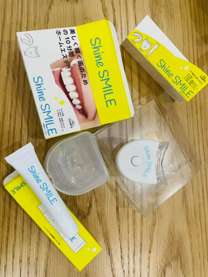 Bộ kít làm trắng răng Shine Smile Nhật Bản - Giúp răng trắng sáng tự nhiên tại nhà, an toàn và hiệu quả trong 10 phút mỗi ngày.