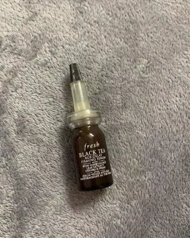Serum Trẻ Hóa Da Fresh Black Tea Firming Peptides - Chiết Xuất Trà Đen Tăng Độ Đàn Hồi, Căng Mịn Da, Cho Mọi Loại Da