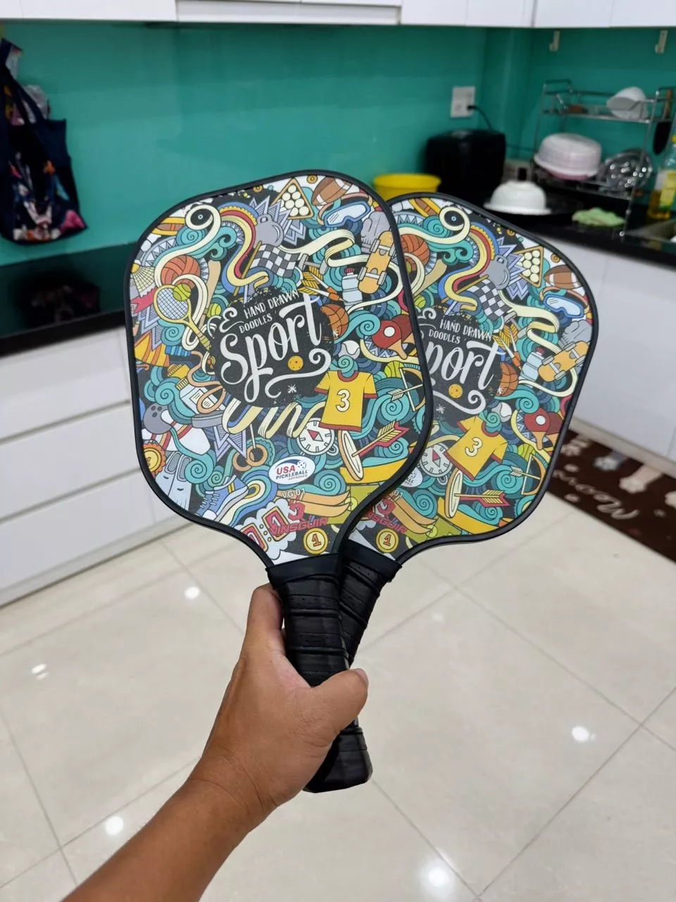 Bộ 2 Vợt Pickleball Vinguir Kèm Túi và 4 Bóng - Chất Liệu Cao Cấp, Dành Cho Người Mới Bắt Đầu và Chơi Chủ Động
