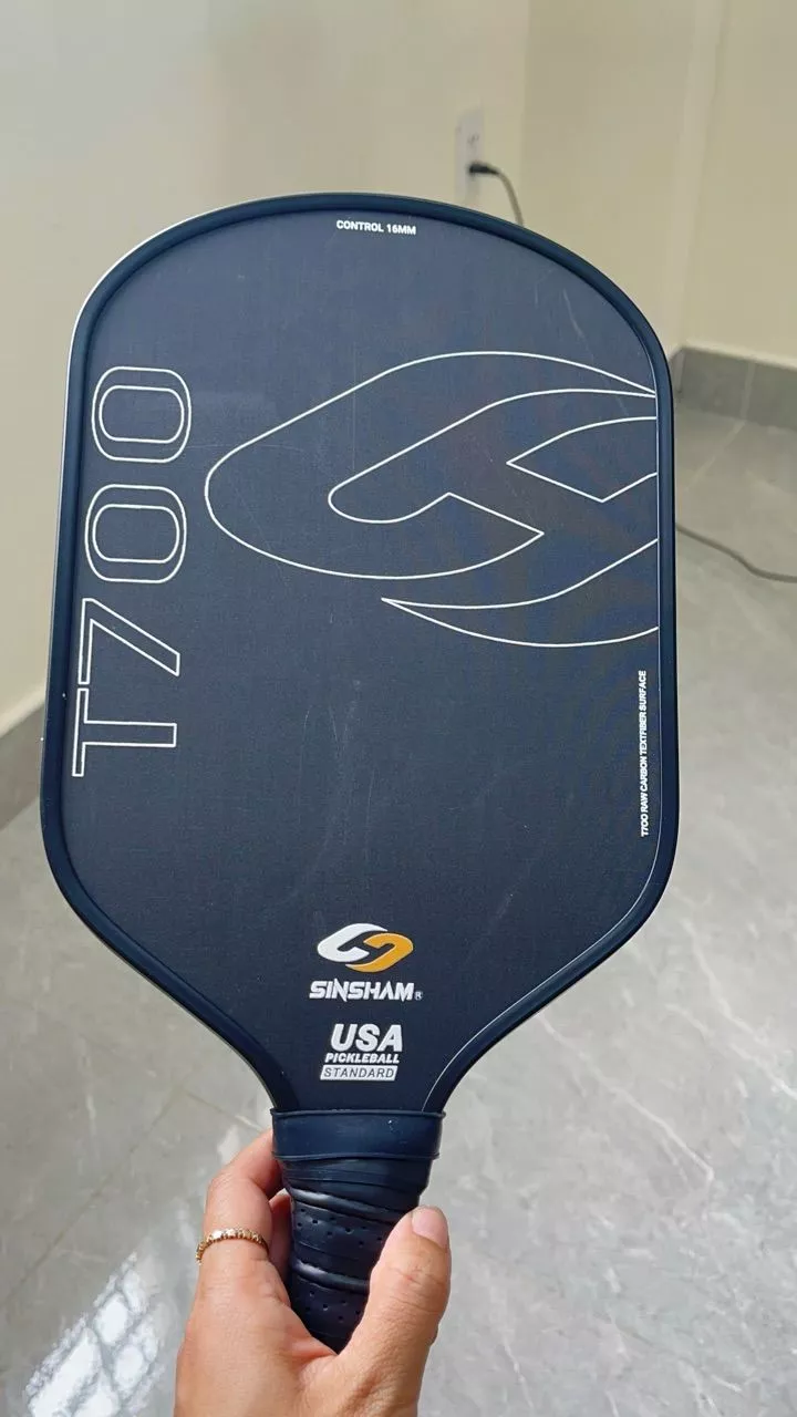 Vợt Pickleball Sinsham Carbon T700 16mm - Độ Bền Cao, Thiết Kế Năng Động, Hoàn Hảo Cho Những Cú Đánh Chính Xác