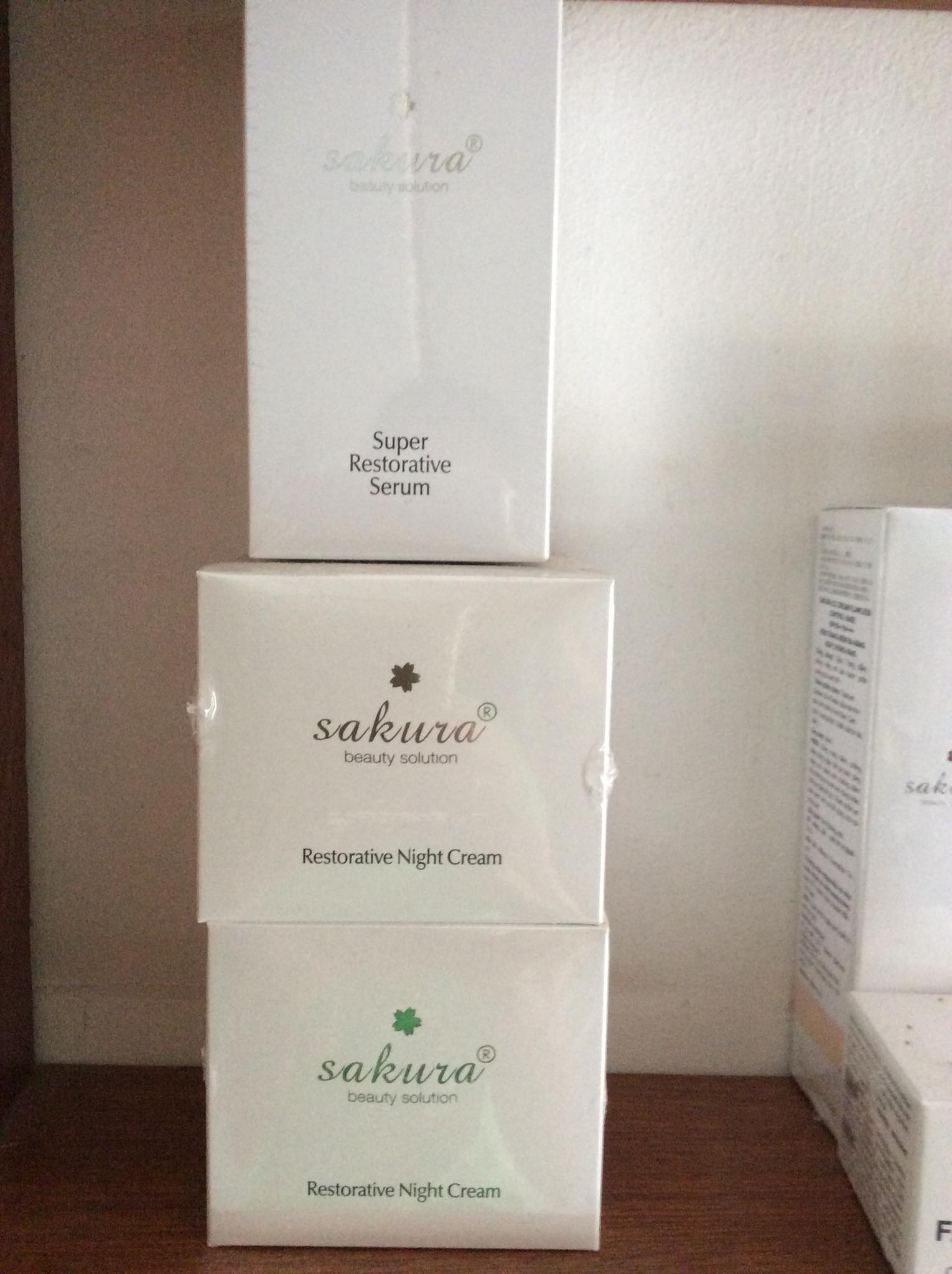 Kem Dưỡng Phục Hồi Ban Đêm Sakura Restorative Night Cream - Chăm Sóc Da Nhập Khẩu Nhật Bản, Giúp Trẻ Hóa Da và Cải Thiện Kết Cấu Da 30g
