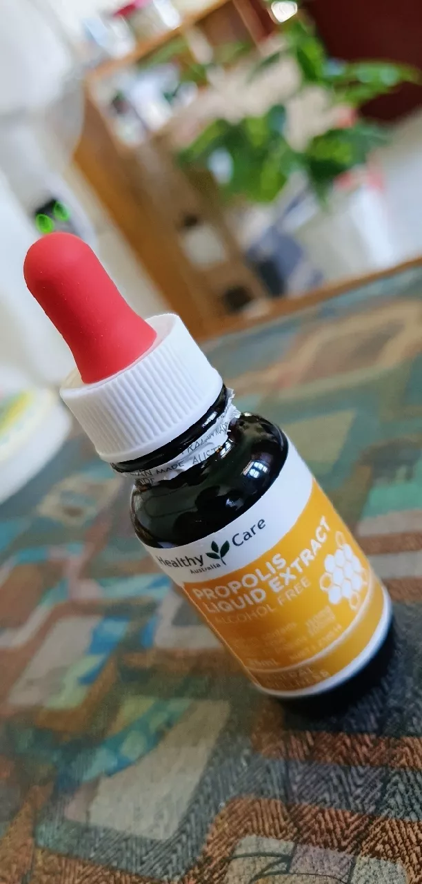 Keo ong Healthy Care Propolis 25ml - Tăng cường sức đề kháng, hỗ trợ miễn dịch, chiết xuất tự nhiên, an toàn cho sức khỏe.