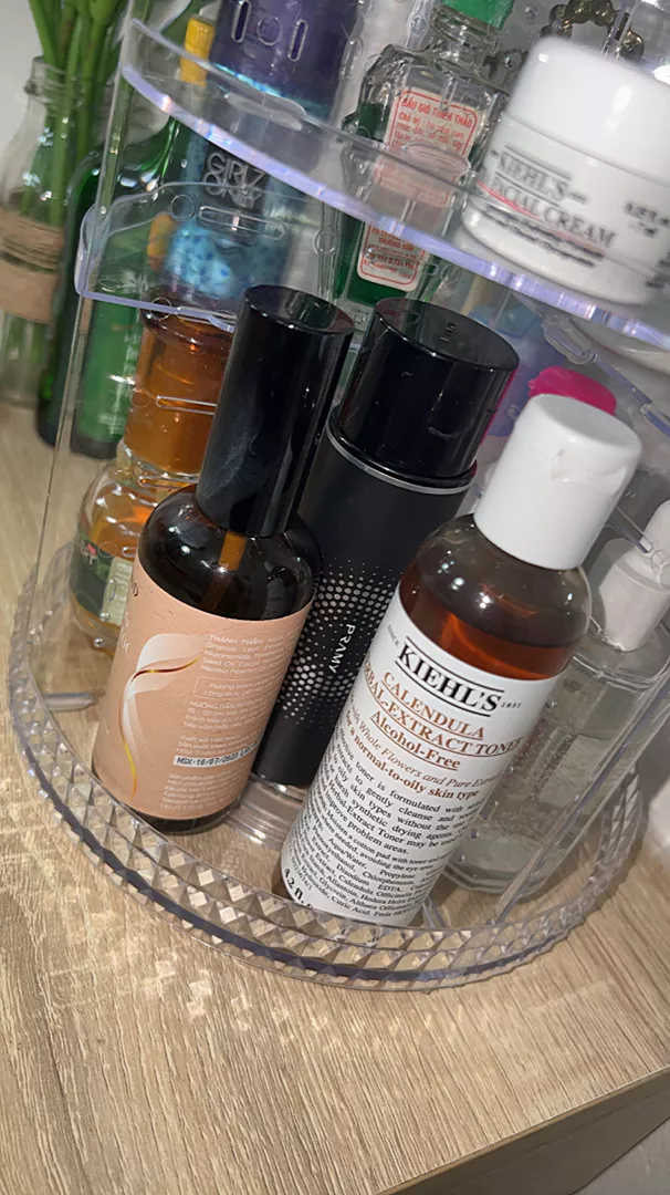 Nước hoa hồng Kiehl's Calendula Herbal Extract Alcohol-Free 250ml - Toner Duy Trì Cân Bằng Da Dầu, Hỗ Trợ Giảm Mụn, Dịu Nhẹ, Thiên Nhiên