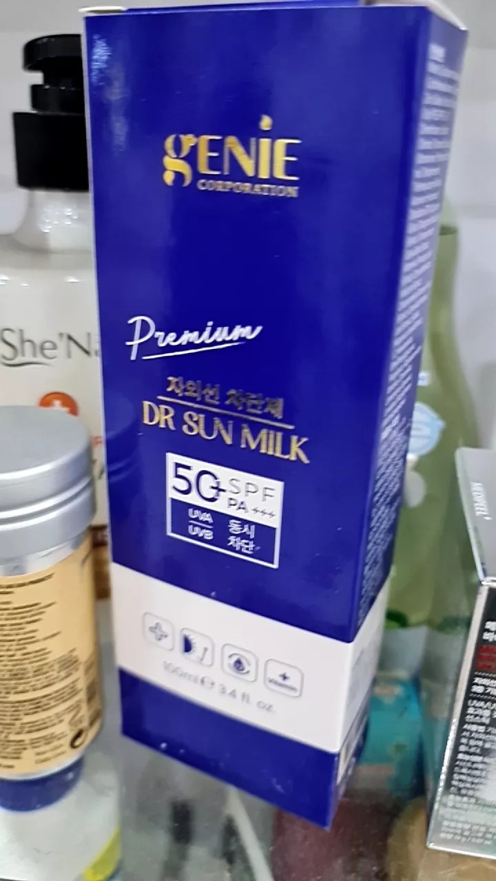 Kem Chống Nắng Vật Lý Genie Dr Sun Milk UV Premium SPF 50 PA+++ - Bảo Vệ Da Tối Ưu, Dạng Sữa Thẩm Thấu Nhanh 100ml