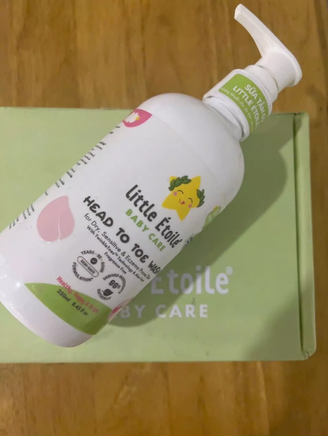 Sữa Tắm Gội Cho Da Chàm Sữa Nhạy Cảm Little Étoile Baby Care 250ml - Dưỡng Da An Toàn Cho Bé Từ Sơ Sinh
