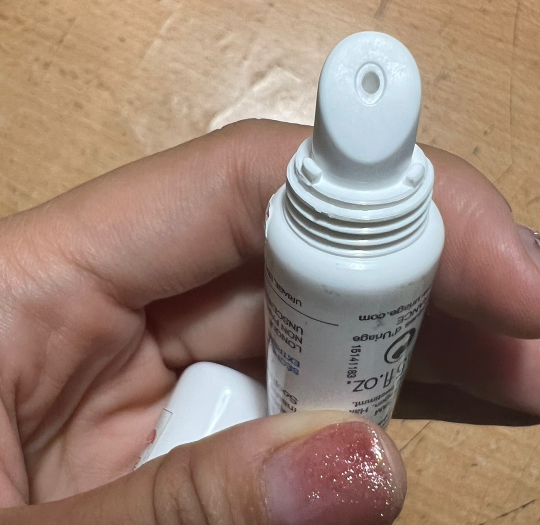 Kem Dưỡng Môi Uriage Bariederm CICA Levres Baume Protecteur 15ml - Dưỡng Ẩm, Làm Mềm Môi Khô Nẻ, Chống Thâm Sạm