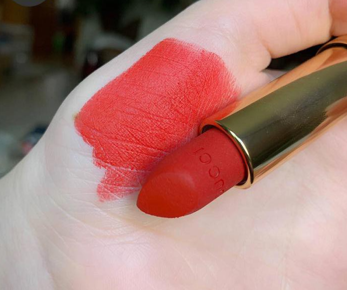Son Lì Gucci Màu 500 Odalie Red Matte Đỏ Cam - Chất Son Mịn Lì, Bám Màu Lâu, Phù Hợp Mọi Tôn Da - Sản Phẩm Cao Cấp Từ Gucci