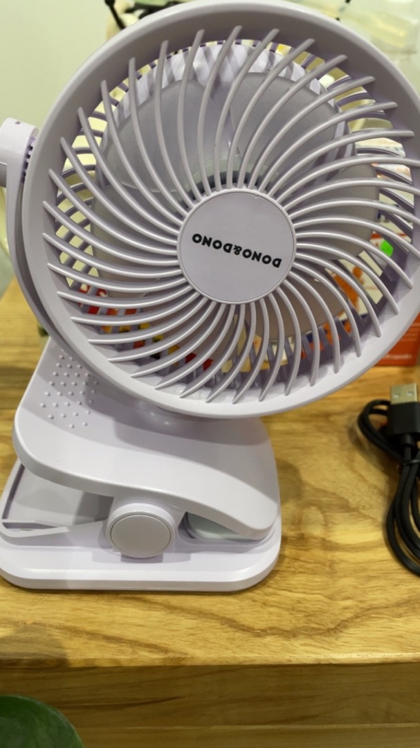 Quạt Kẹp Xe Đẩy Nôi Dono & Dono Mini Tích Điện - 4 Mức Gió, Thời Gian Sử Dụng 28 Giờ, An Toàn Cho Bé Yêu