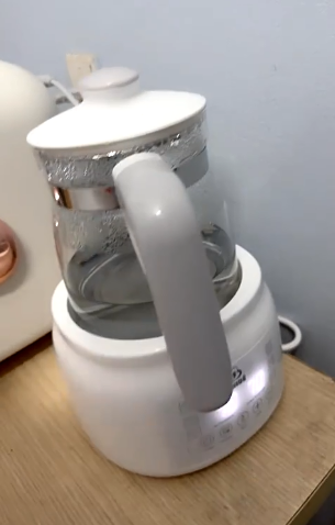 Ấm đun nước pha sữa thông minh Chibé MB002 - Giữ nhiệt 72h, điều khiển từ xa, hiển thị nhiệt độ chính xác, tiện lợi cho mẹ và bé