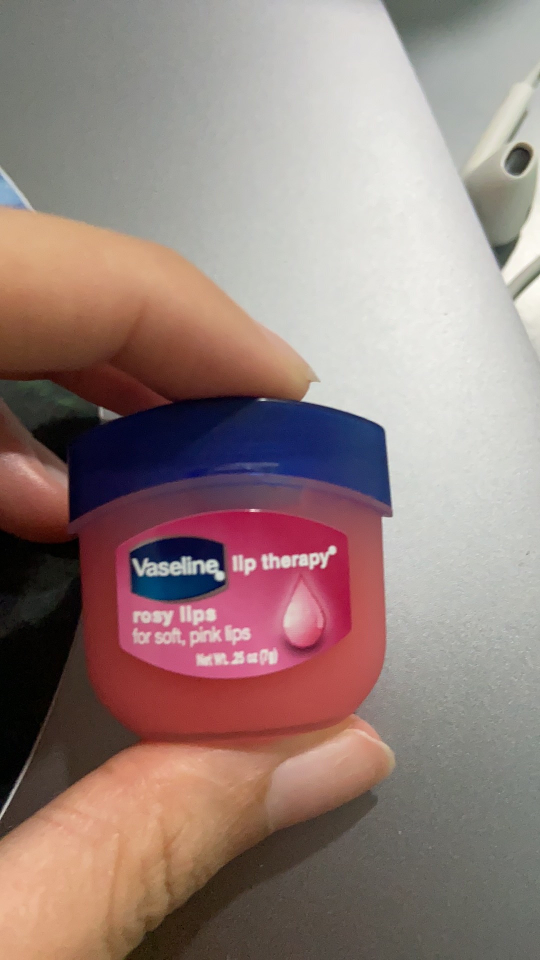 Combo 2 Hũ Son Dưỡng Môi Vaseline Lip Therapy - Giúp Môi Xuất Sắc, Ngăn Khô Nứt, Dưỡng Ẩm Mềm Mại Tự Nhiên