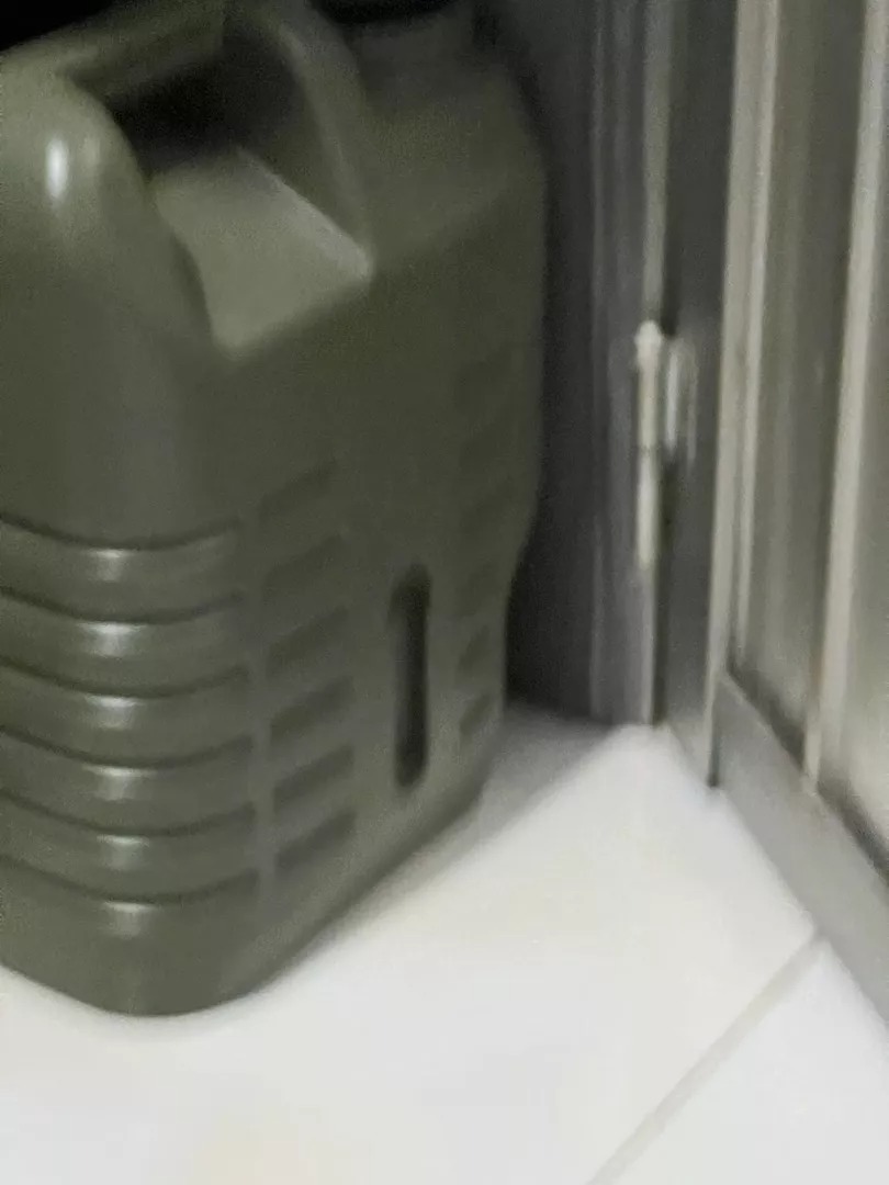 Bình Đựng Nước Dã Ngoại Quân Đội 11L - Có Lỗ Thông Hơi, Vòi Rót Thông Minh, Tiện Dụng Khi Cắm Trại & Dã Ngoại