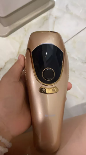 Máy triệt lông băng lạnh IPL Maxcare M2 - Công nghệ triệt lông êm dịu, cảm biến da thông minh, hiệu quả gấp 2 lần tại nhà