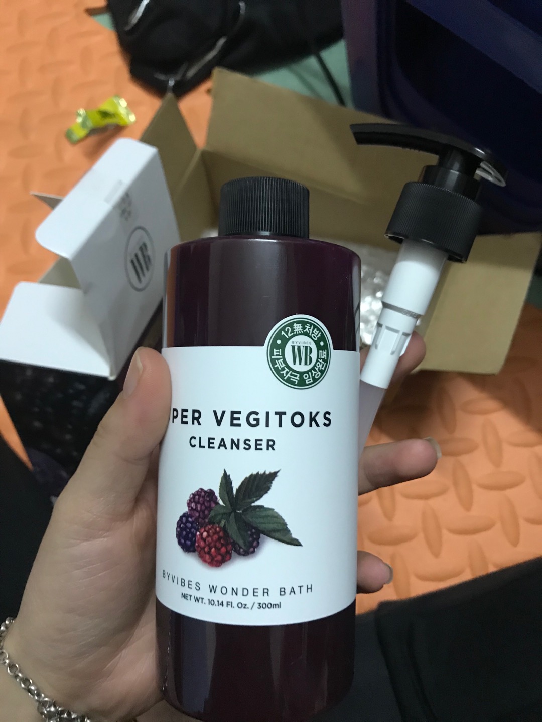 Sữa Rửa Mặt Rau Củ Quả Super Vegitoks Cleanser 300ml - Tẩy Trang, Chăm Sóc Da, Thải Độc Cho Da Sáng Khỏe, An Toàn Cho Mọi Loại Da
