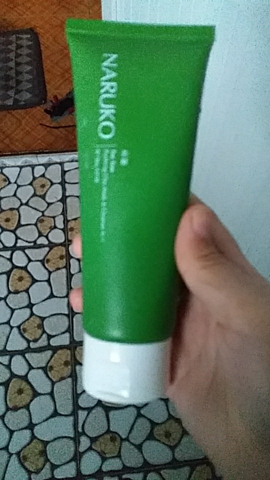 Sữa Rửa Mặt Tràm Trà Naruko Tea Tree Purifying Clay Mask - Kiểm Soát Dầu, Ngăn Ngừa Mụn, Dưỡng Sáng Da 120g