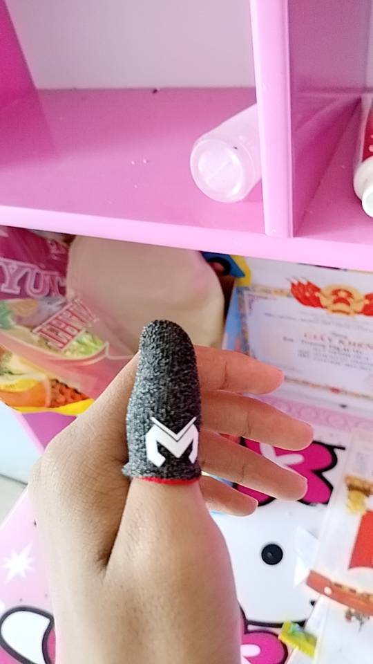 Bao tay chơi game FF sợi carbon Sidotech Memo GT1 - Găng tay cảm ứng siêu nhạy, bền đẹp, thoáng khí cho game thủ chuyên nghiệp