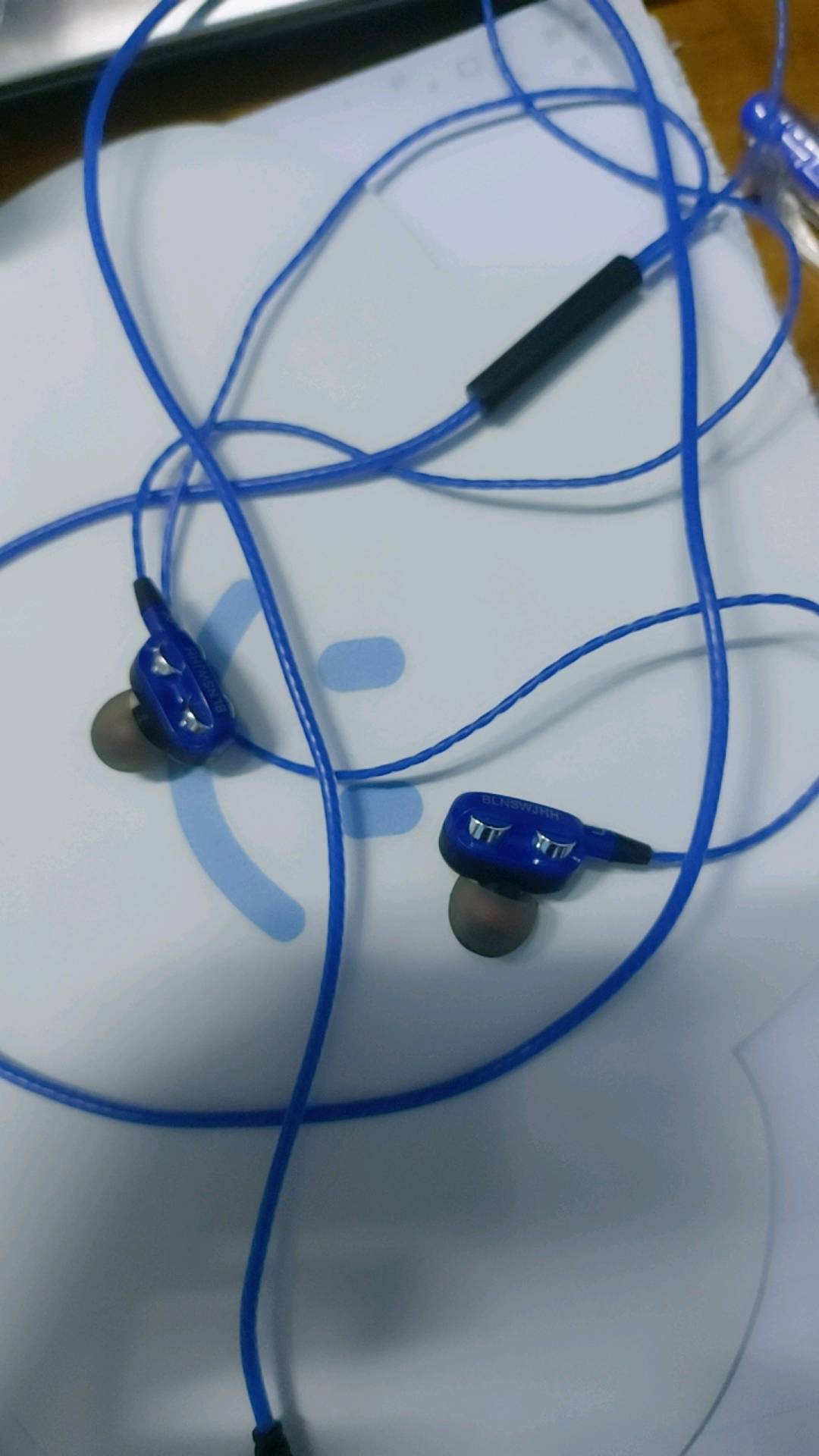 Tai nghe nhét tai SIDOTECH SD9 có micro, thiết kế ôm tai chống ồn, âm bass mạnh mẽ, tương thích Jack 3.5mm - Tai nghe chất lượng cao