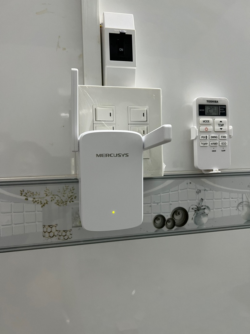 Bộ Mở Rộng Sóng Wifi Mercusys ME30 AC 1200Mbps - Kết Nối Đa Thiết Bị, Tốc Độ Cao, Dễ Dàng Cài Đặt