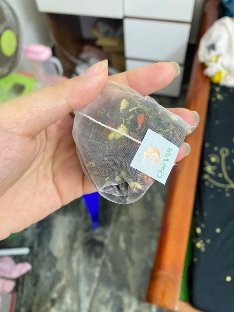 Trà Túi Lọc Hoa Cúc Gạo Lứt Quê Việt - Thảo Mộc Tự Nhiên Hỗ Trợ Sức Khỏe, Giải Độc, Thanh Nhiệt, 20 Túi x 30g