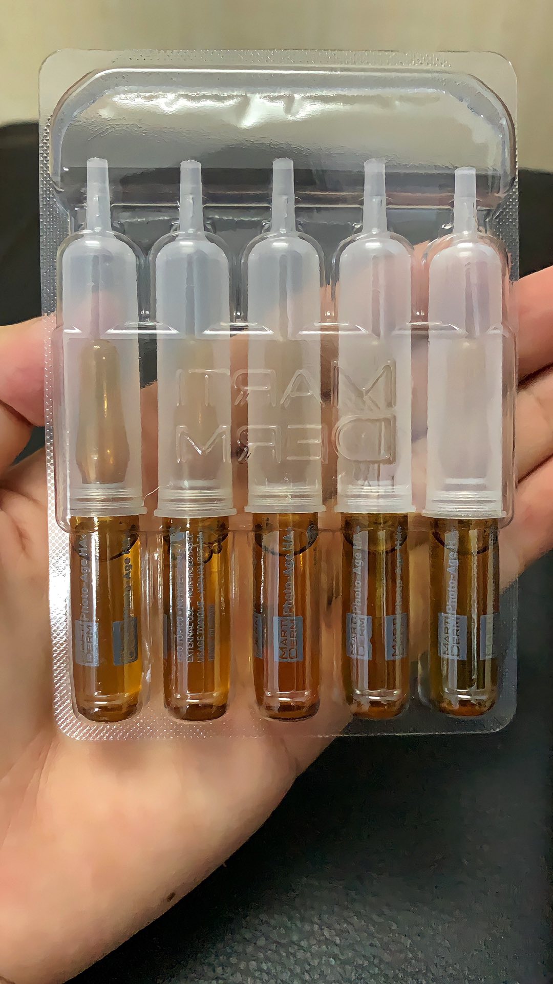 Ampoules 15% Vitamin C MartiDerm Platinum Photo Age HA+ - Chăm sóc da trẻ hóa và phục hồi độ ẩm cho làn da khỏe mạnh