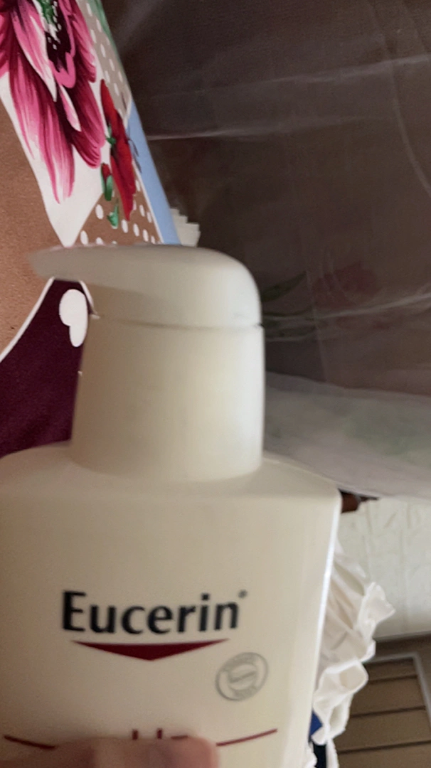 Sữa rửa mặt Eucerin pH5 400ml - Làm sạch dịu nhẹ cho da nhạy cảm, Cân bằng độ pH, Dưỡng ẩm cho làn da mềm mại