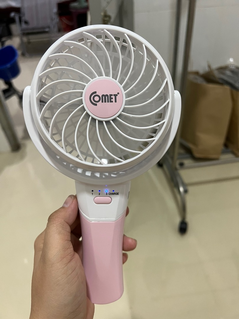 Quạt Sạc Tích Điện Mini Comet CRF0904 3W - Quạt Cầm Tay 3 Chế Độ Gió, Phù Hợp Mọi Không Gian, Lựa Chọn Hoàn Hảo Mùa Hè