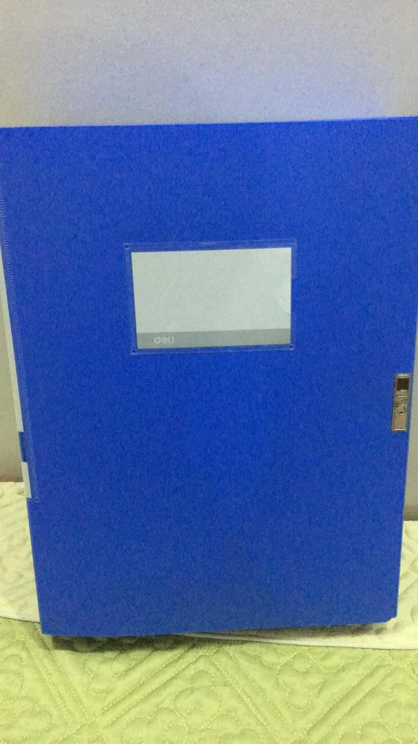 File hộp Deli W31115/W31116/W38117 - Đựng tài liệu A4 5cm/7cm/10cm, Chất liệu PP bền, Thiết kế văn phòng màu xanh dương, Tiện dụng cho công việc