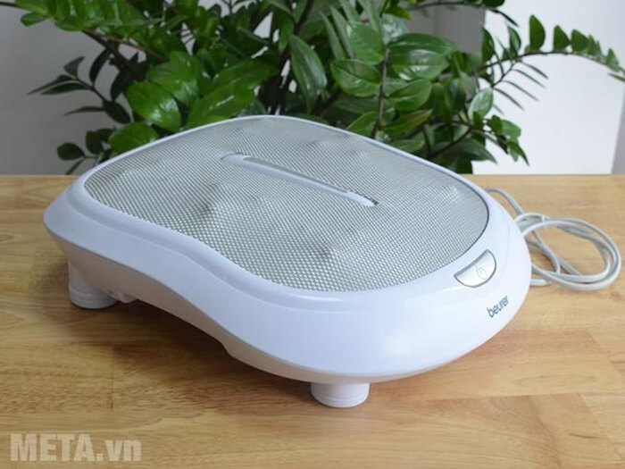 Máy Massage Chân Khô Beurer FM60 Nhập Khẩu Đức - Thiết Bị Massage Thư Giãn Với Đèn Hồng Ngoại & 18 Đầu Nút Massage êm ái