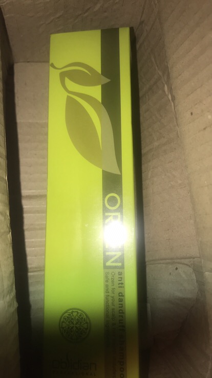 Dầu Gội Trị Gàu Orzen Hàn Quốc 320ml - Hỗ Trợ Ngăn Ngừa Vảy Nến Da Đầu Chiết Xuất Thiên Nhiên, Vitamin C Bổ Sung, Sạch Gàu